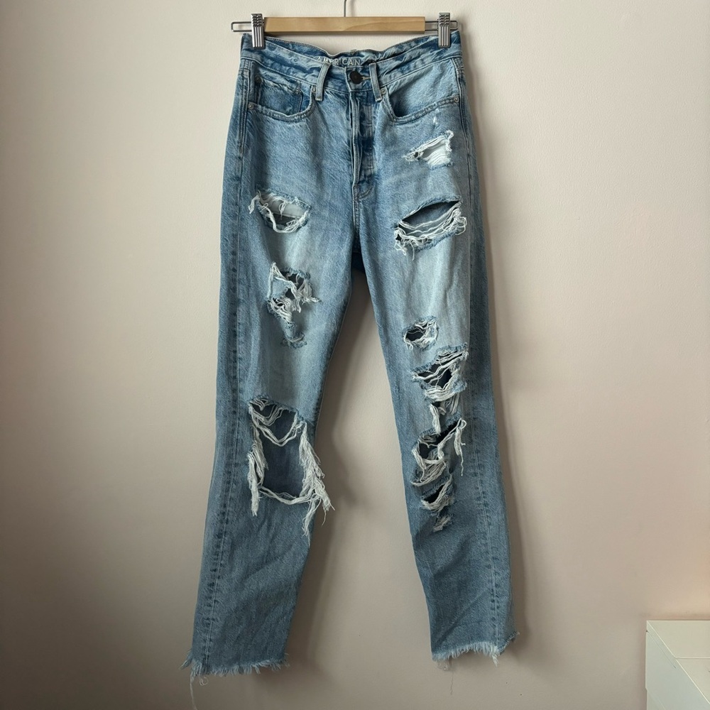 American Eagle 90's Boyfriend Jeans 00R